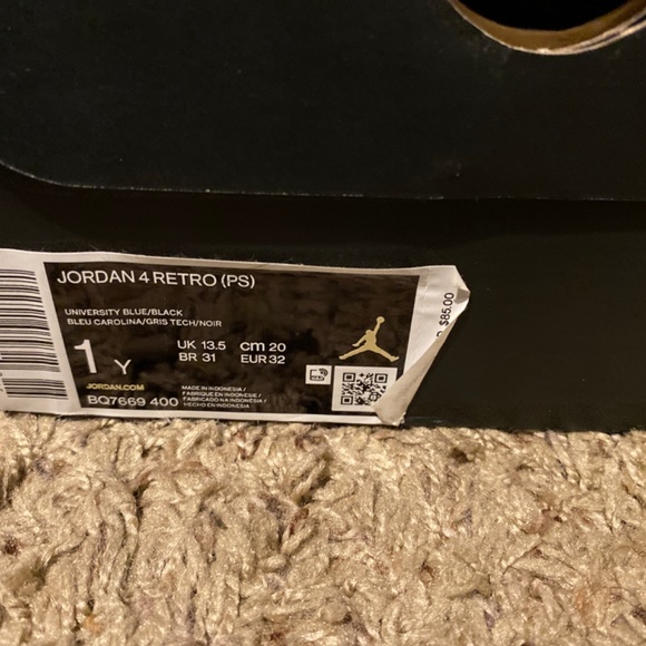 Shoes - Picture 2 of 2